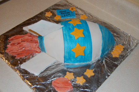 rocketship cake